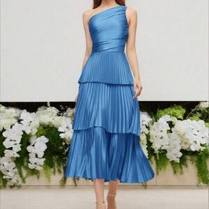 Elegant Blue One-Shoulder Pleated Dress Size L
